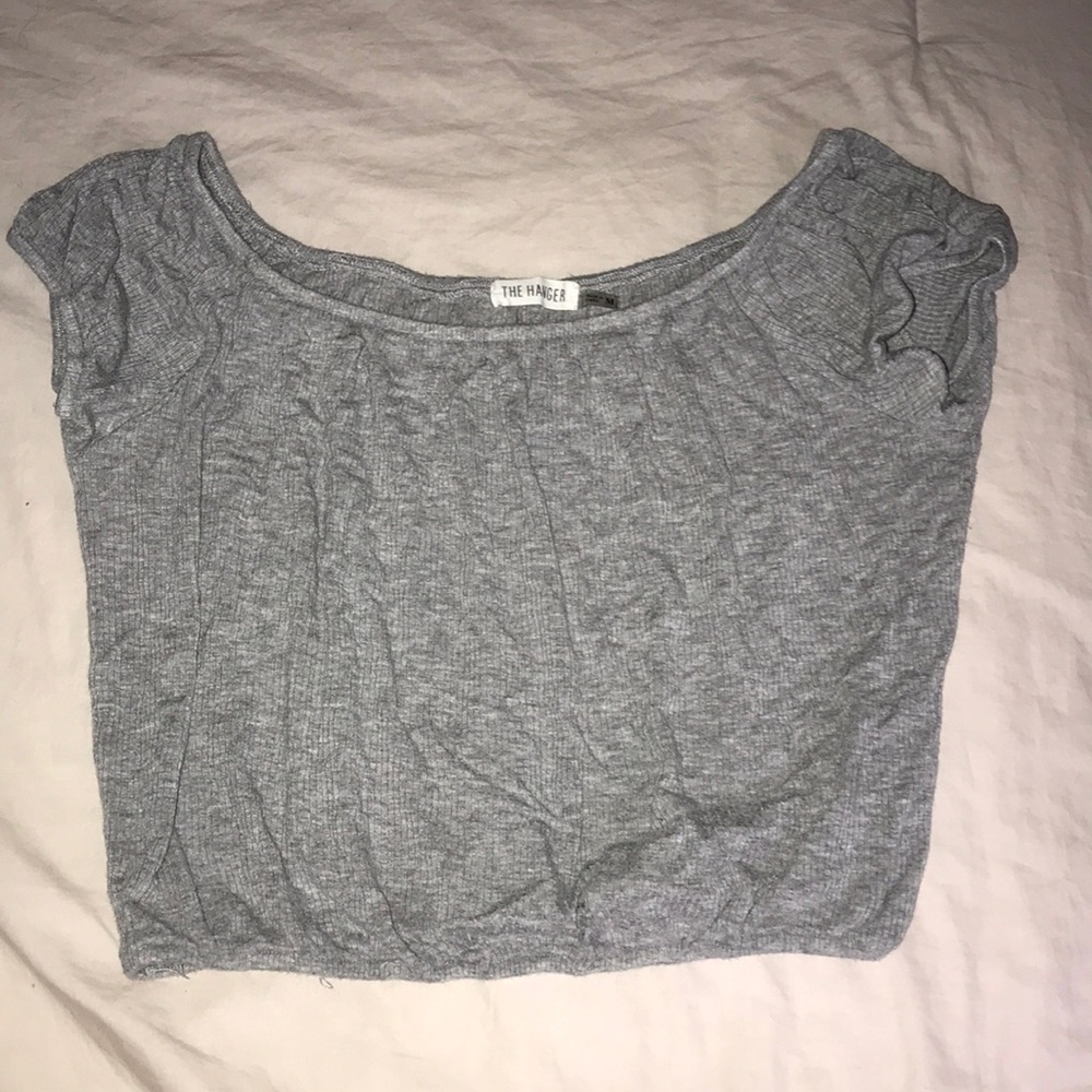 grey crop top